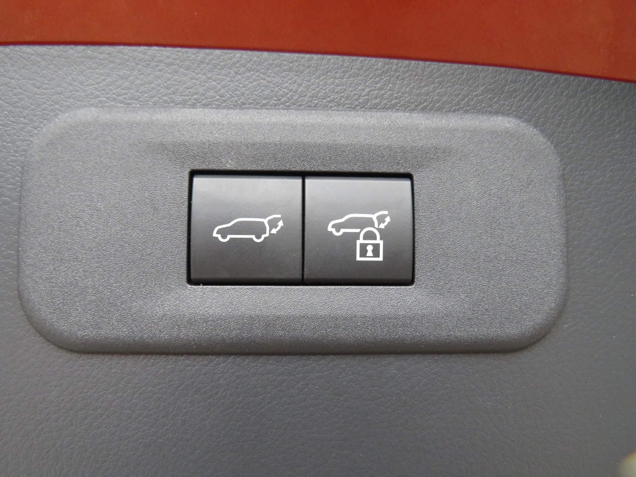 Lexus NX Self-Charging Hybrid Image 23