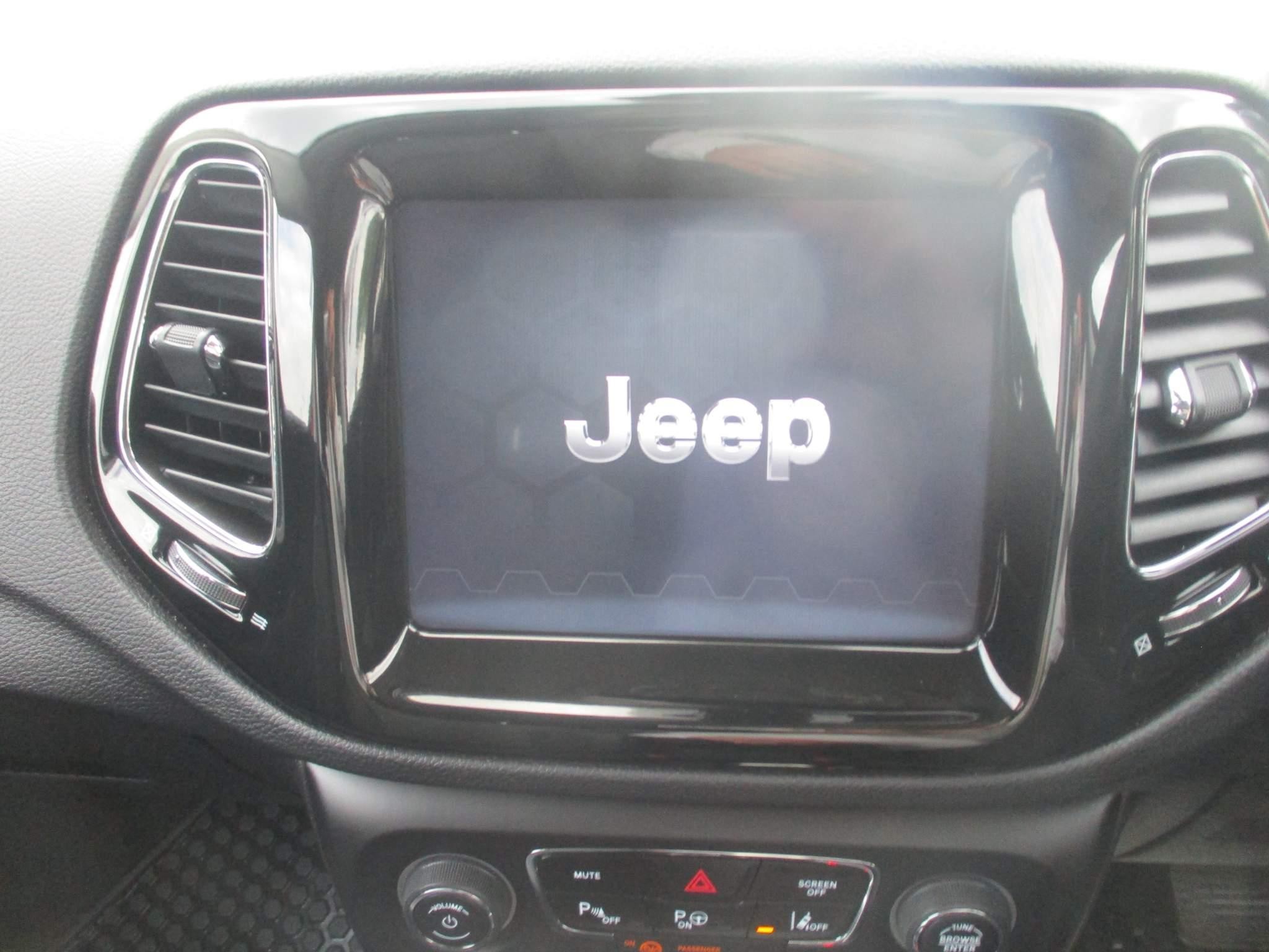 Jeep Compass Image 13