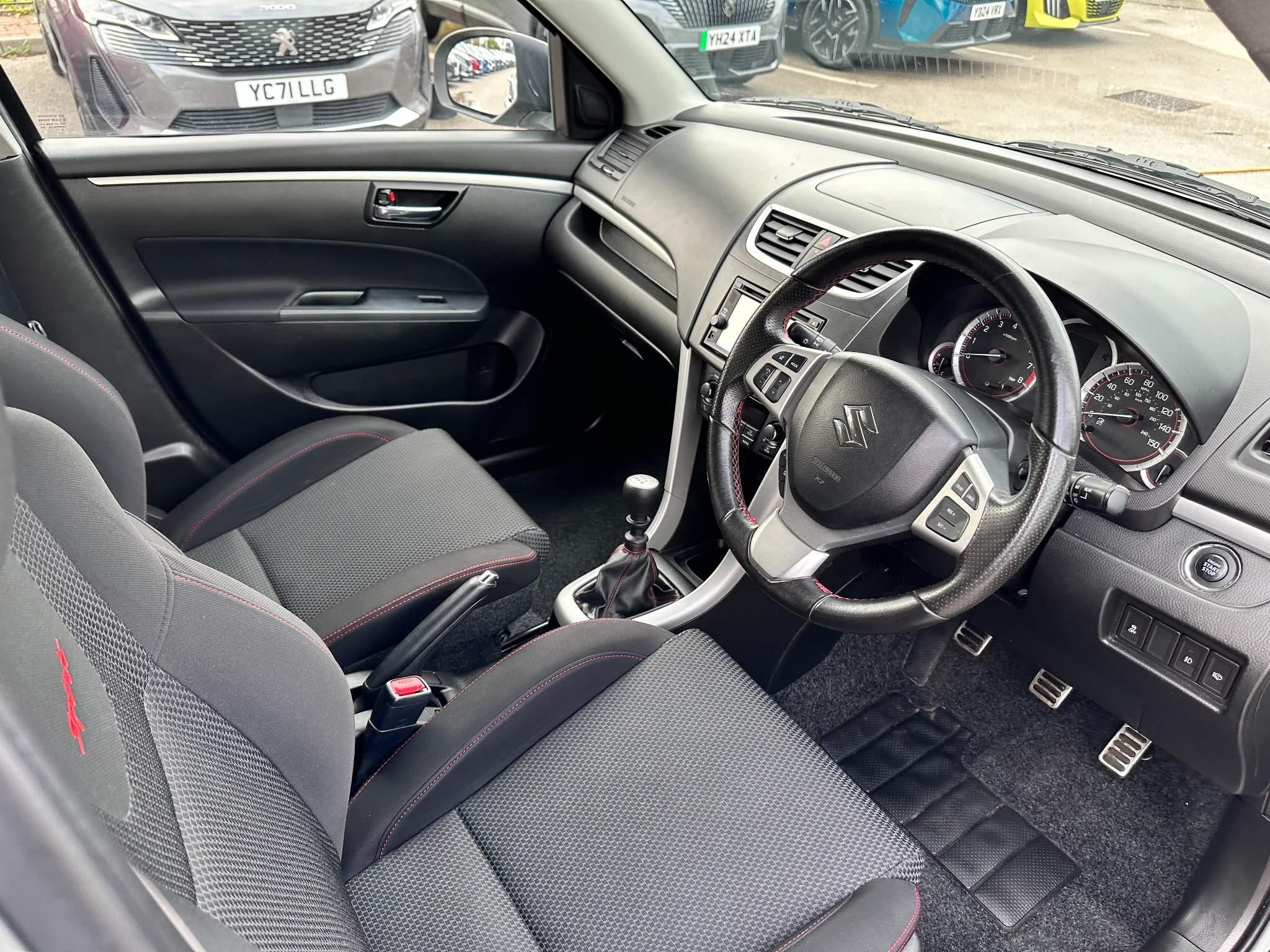 Suzuki Swift Image 10