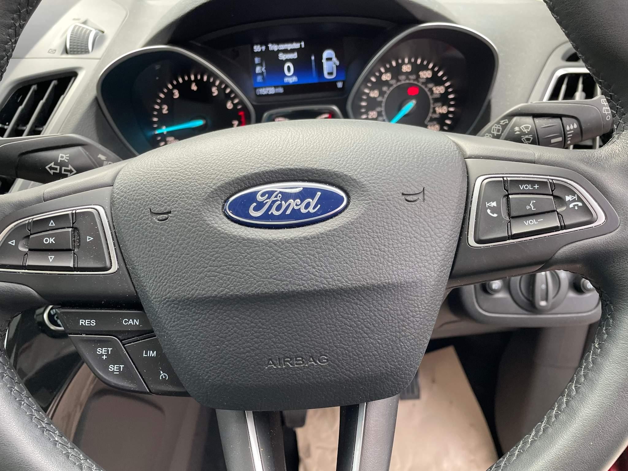 Ford Kuga Image 21