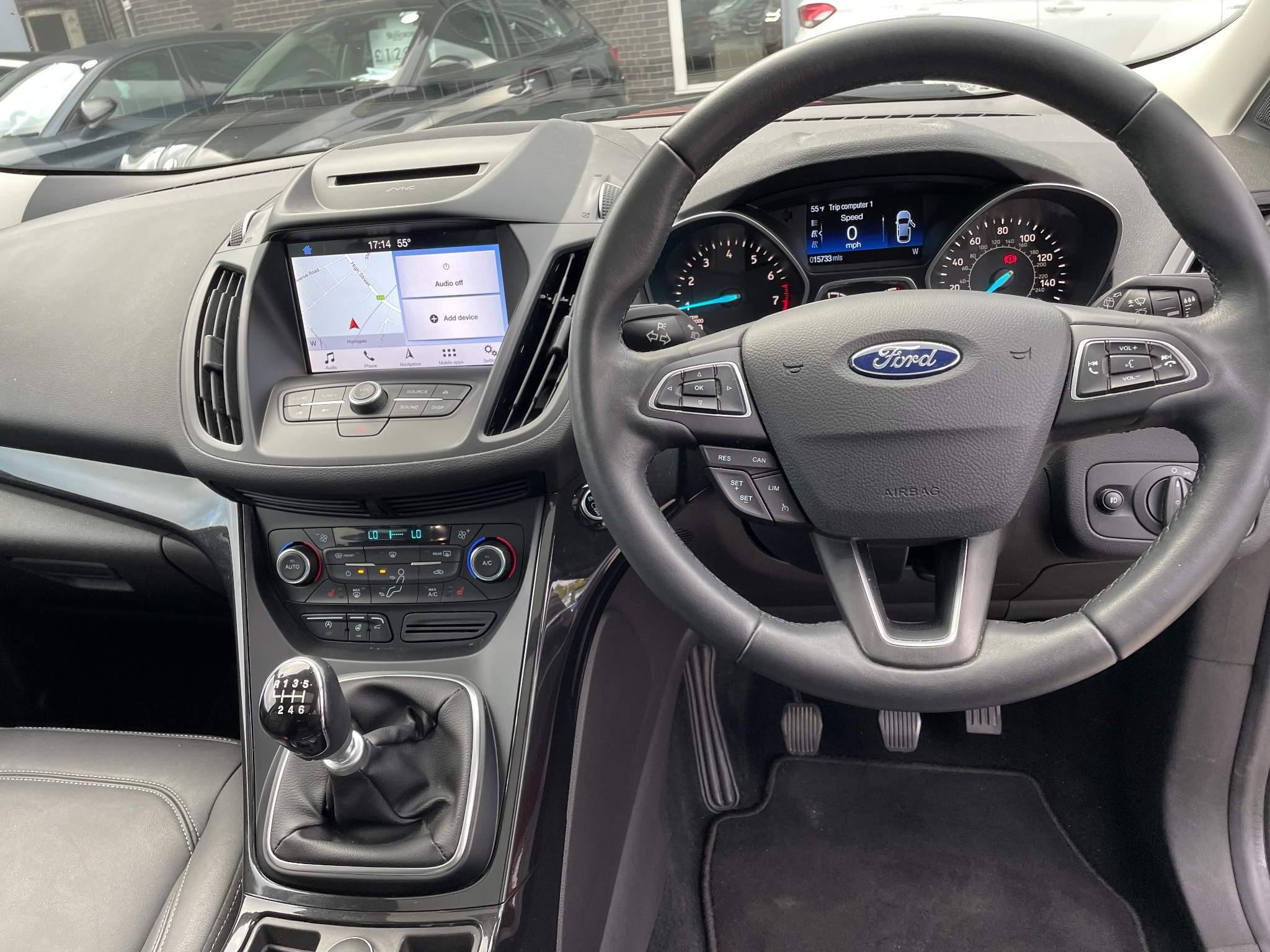 Ford Kuga Image 22