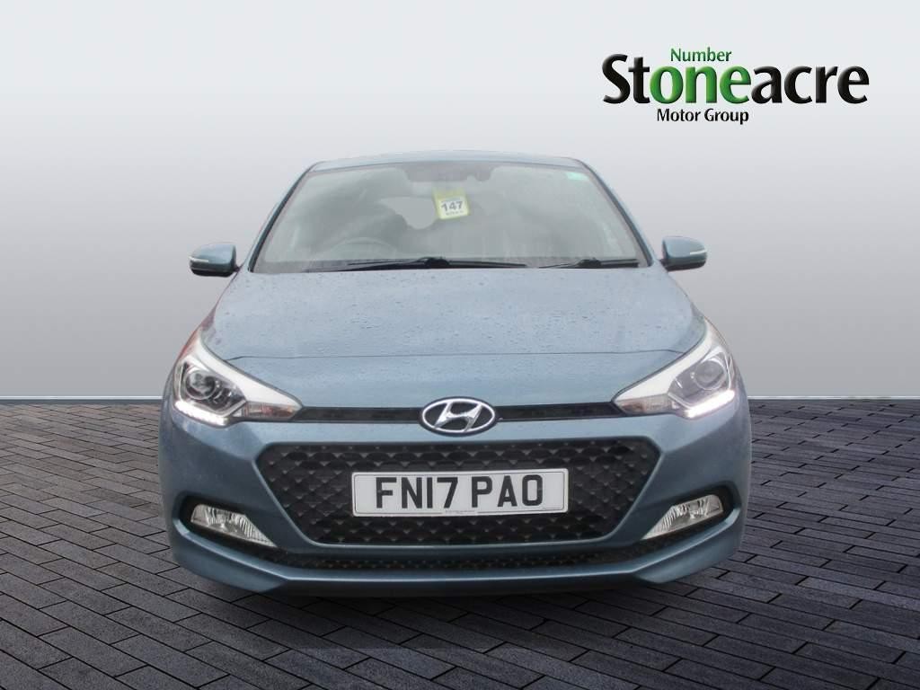 Hyundai i20 Image 8