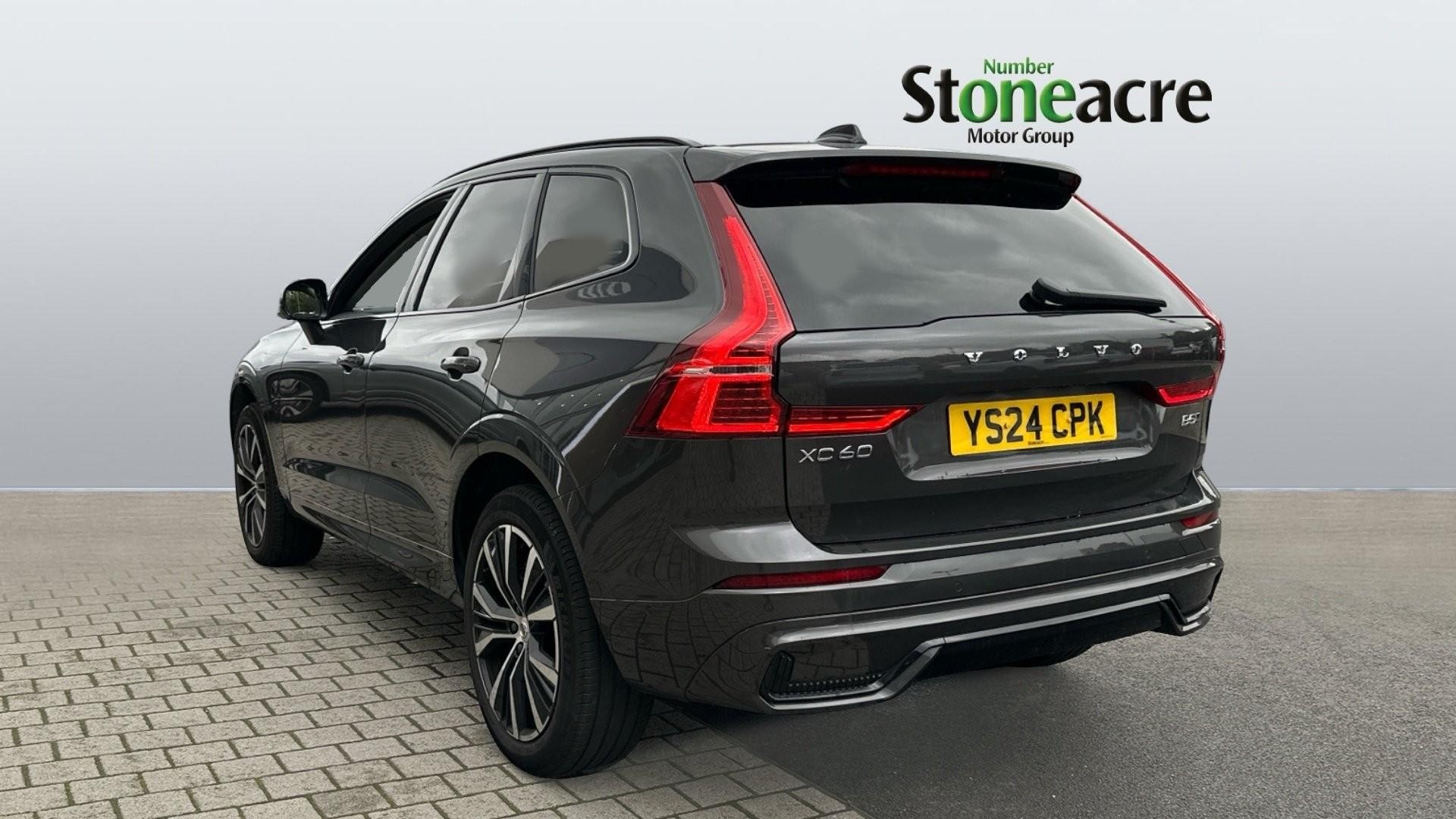 Volvo XC60 Image 2