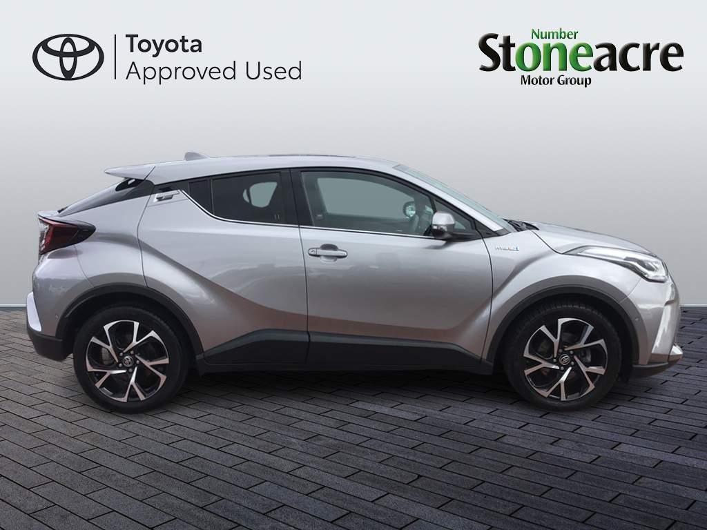 Toyota C-HR Image 4