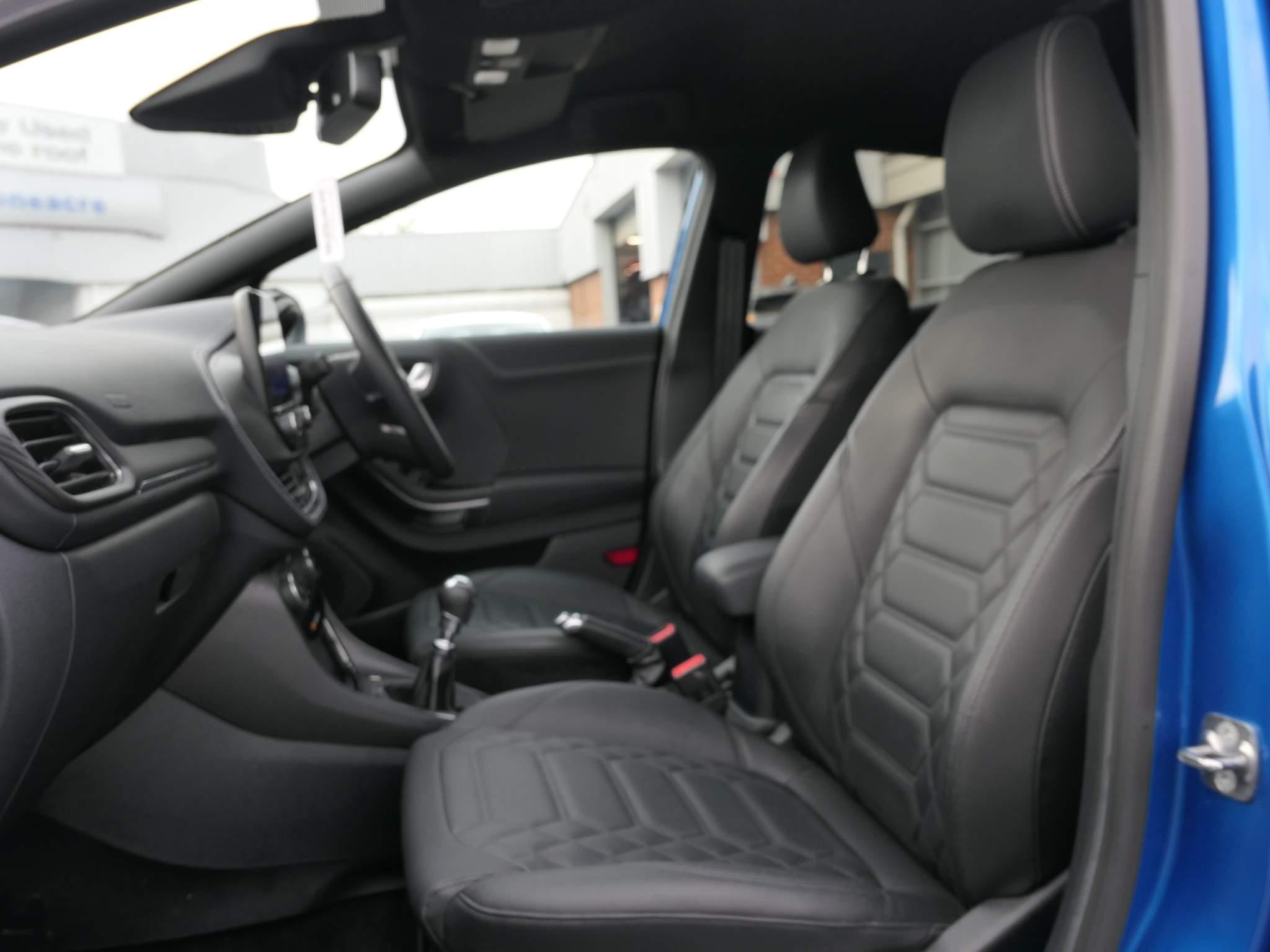 Ford Puma Image 11