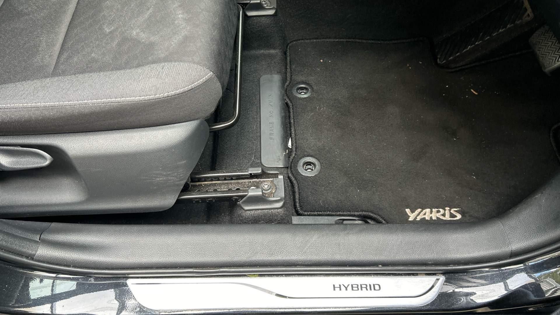 Toyota Yaris Image 40