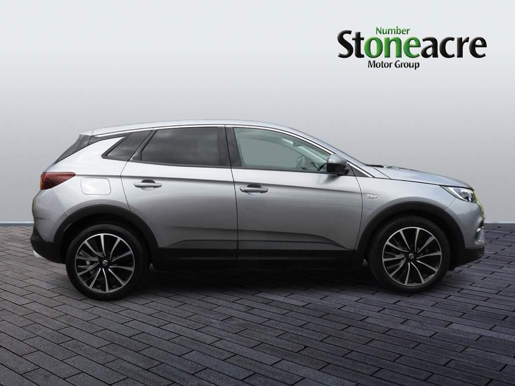 Vauxhall Grandland X Image 2