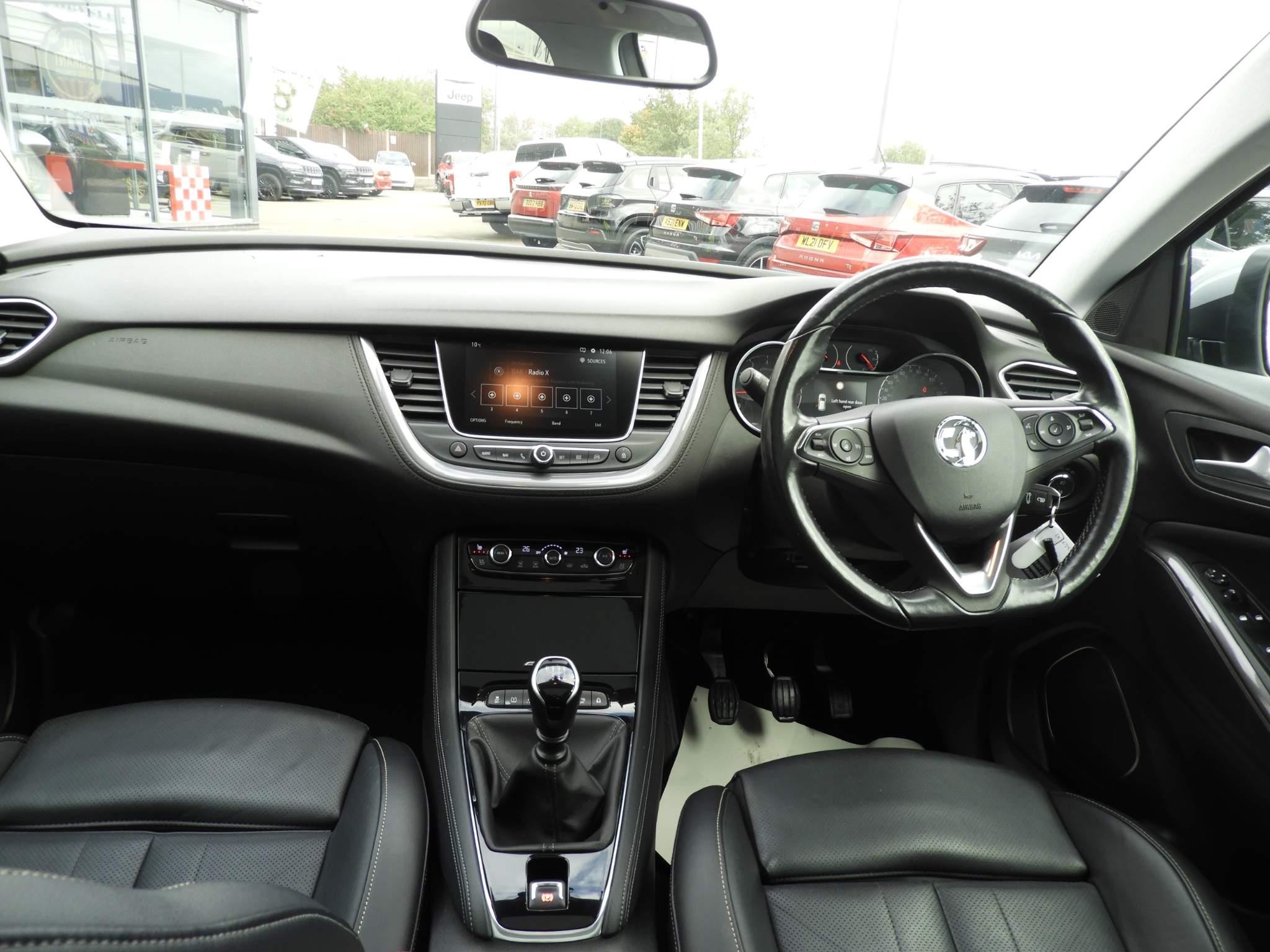 Vauxhall Grandland X Image 12