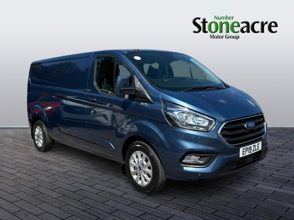 Ford Transit Custom Image 1