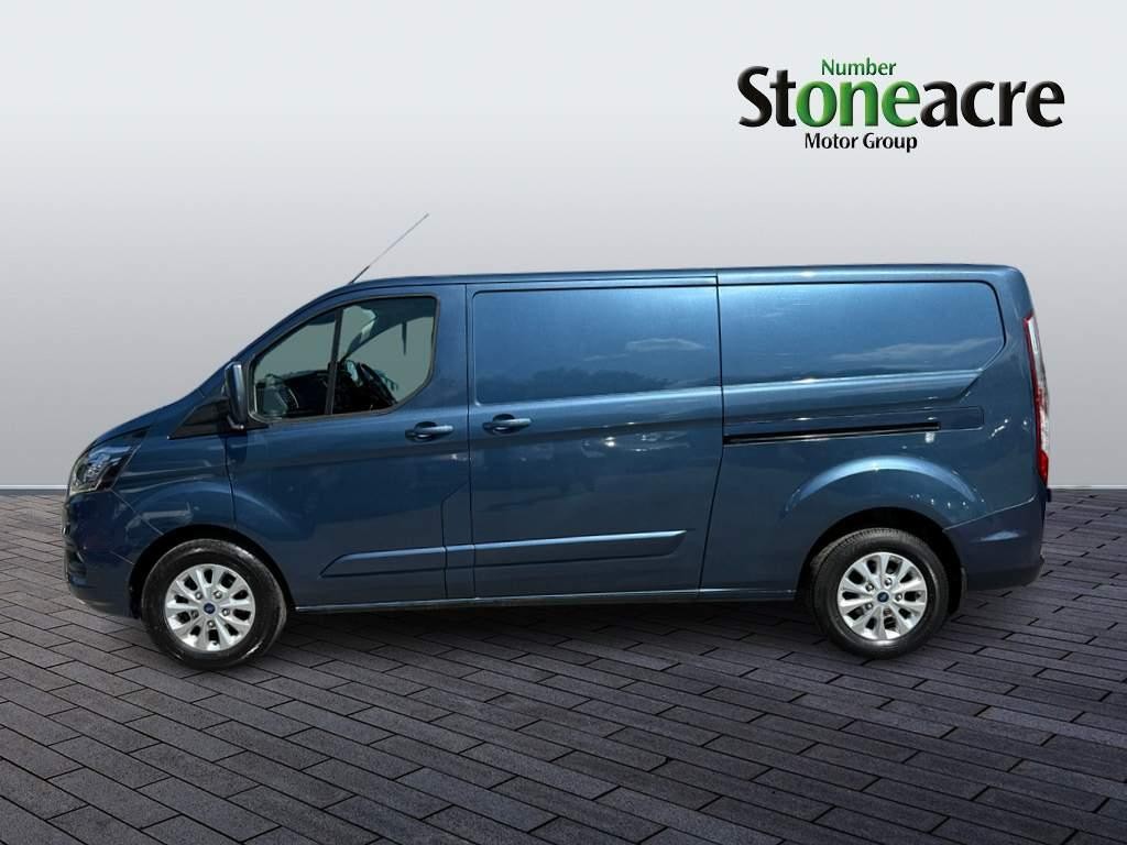 Ford Transit Custom Image 6