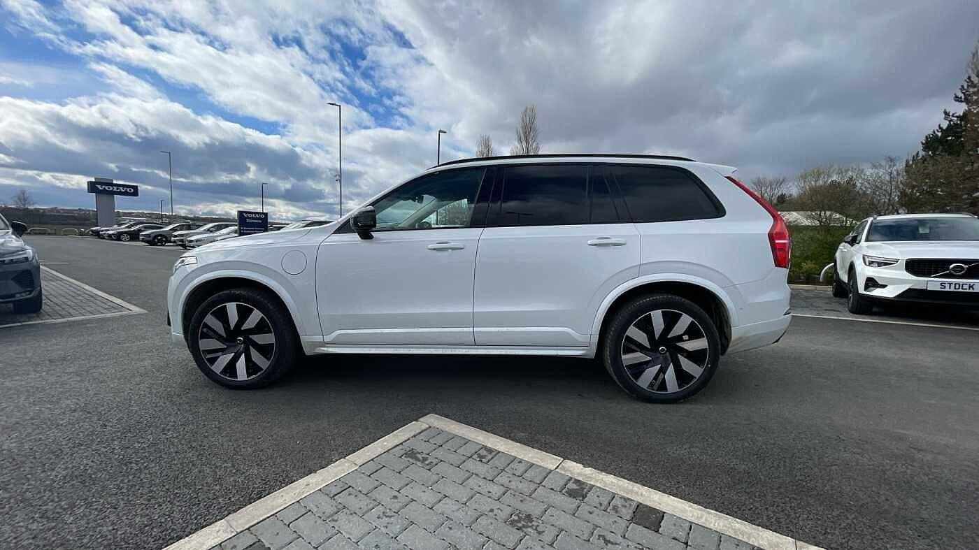 Volvo XC90 Image 8