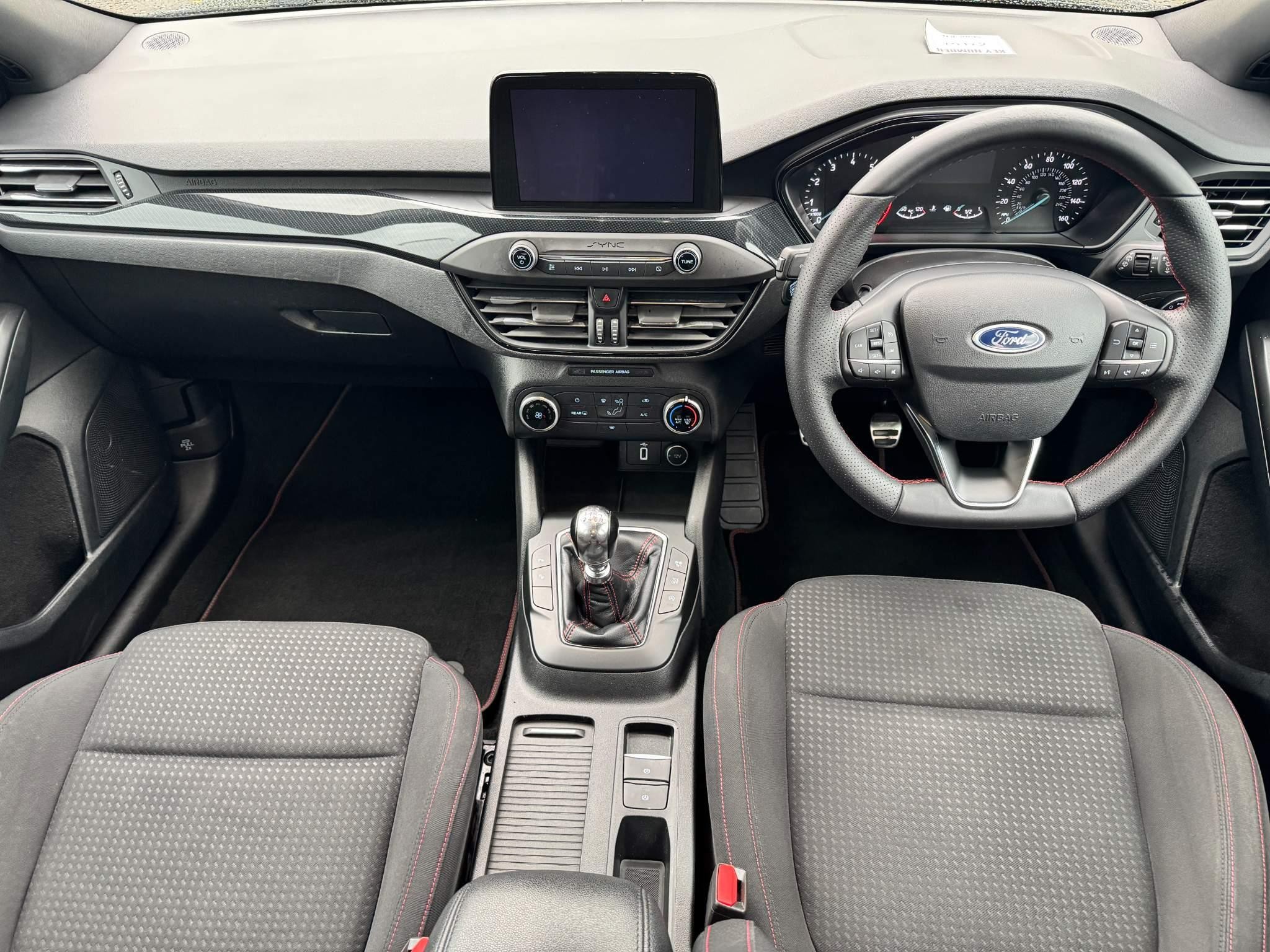 Ford Focus Image 15