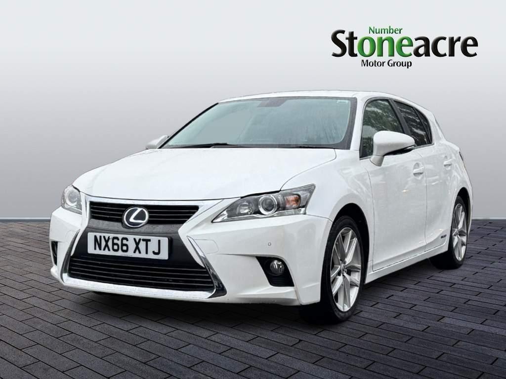 Lexus CT Image 7