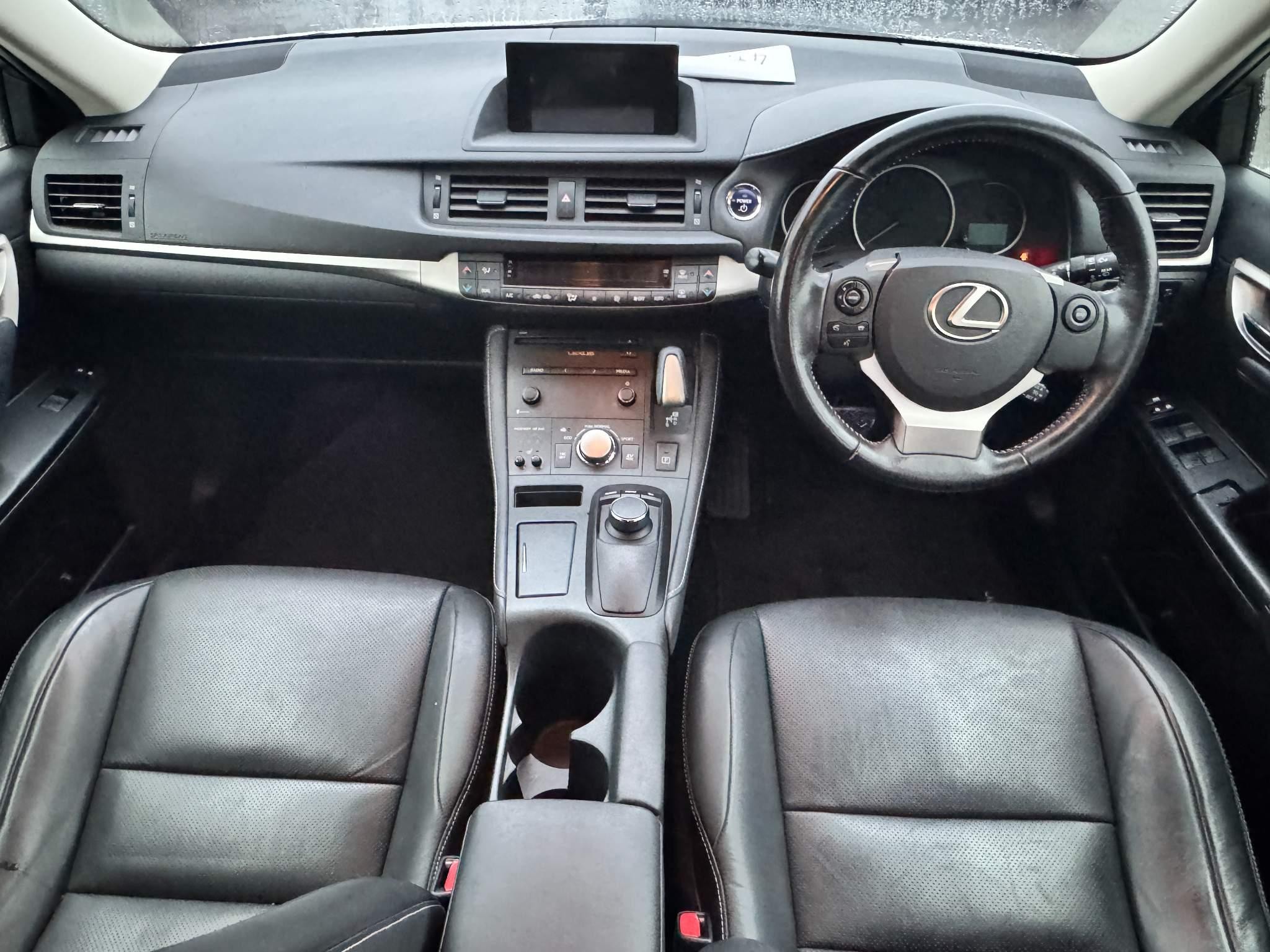 Lexus CT Image 15