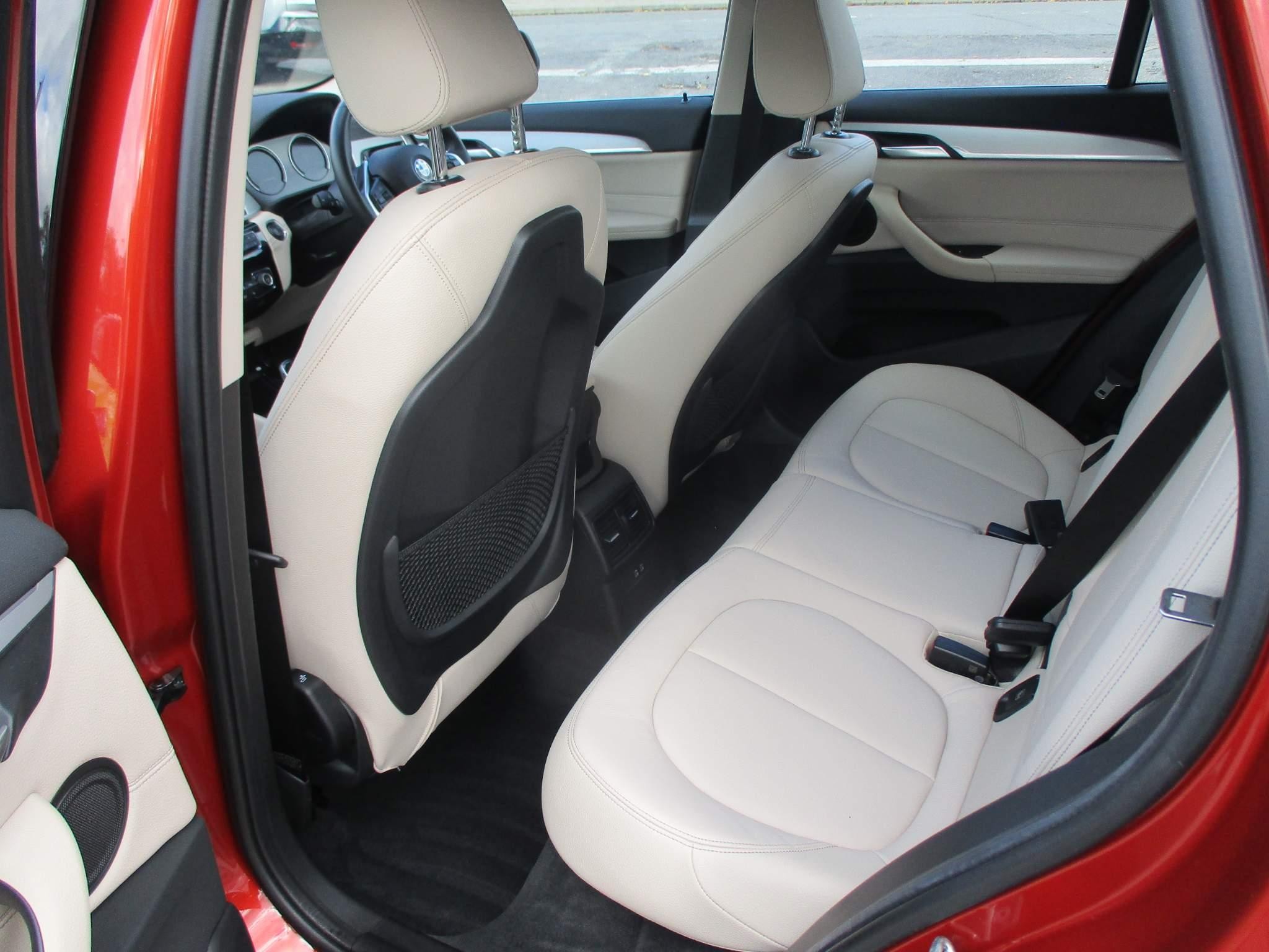 BMW X1 Image 16