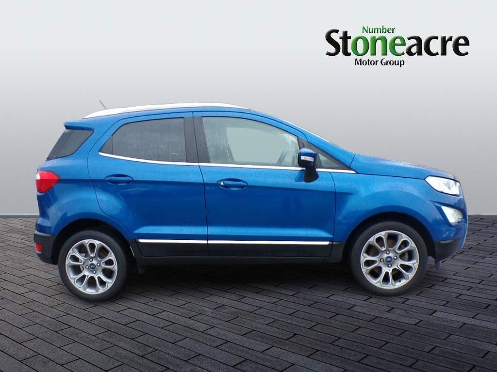 Ford EcoSport Image 2