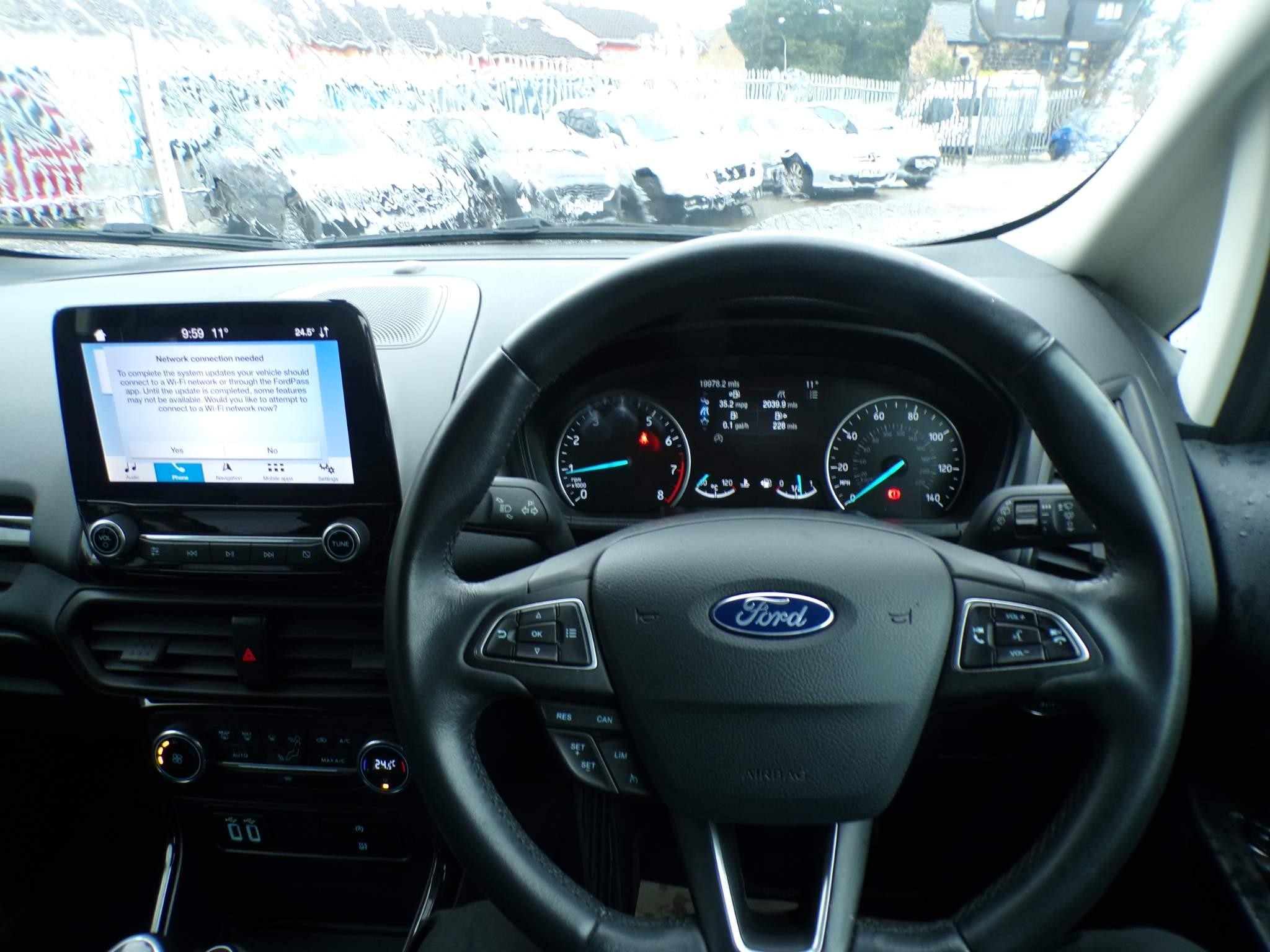 Ford EcoSport Image 17