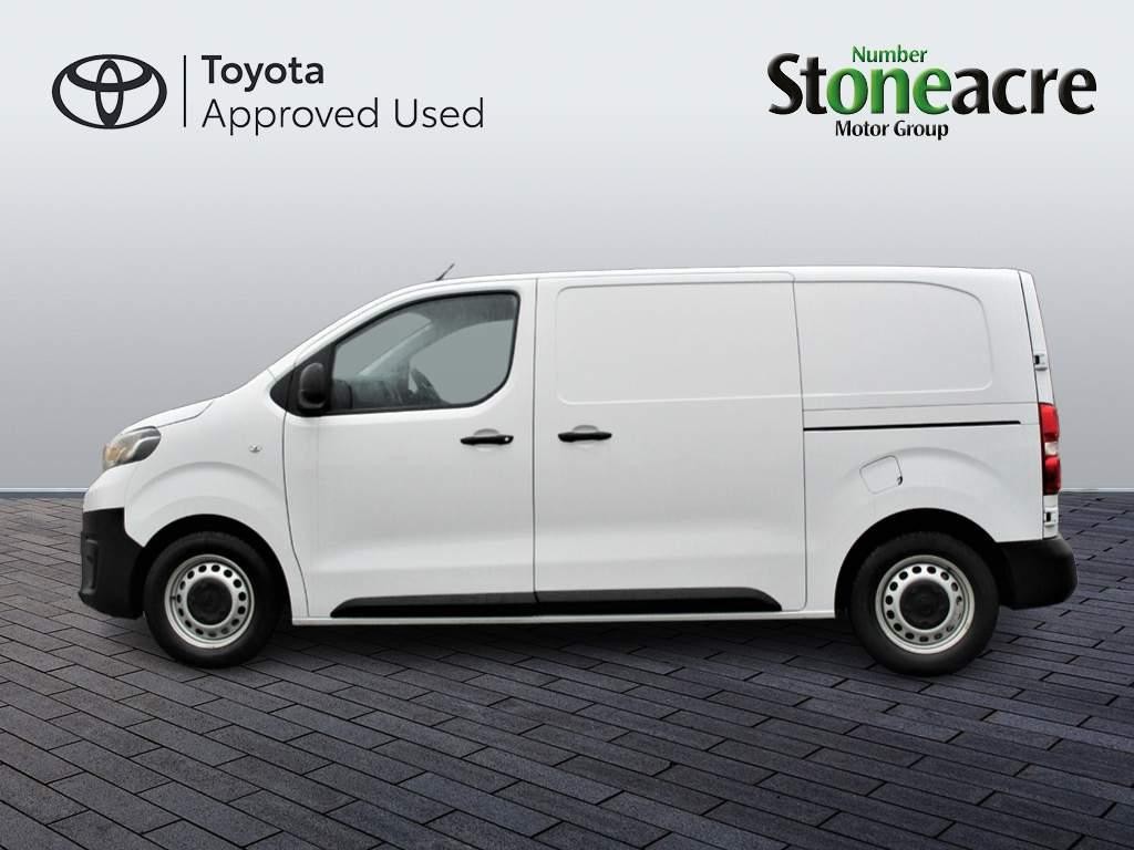 Toyota Proace Image 8