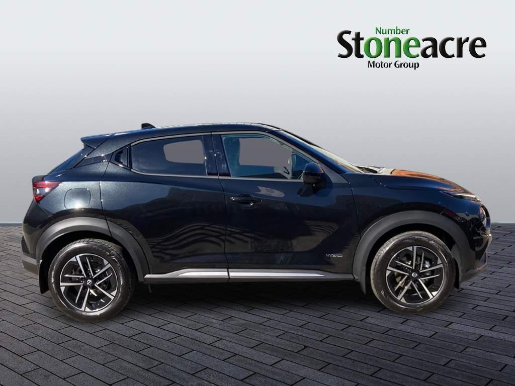 Nissan Juke Image 2