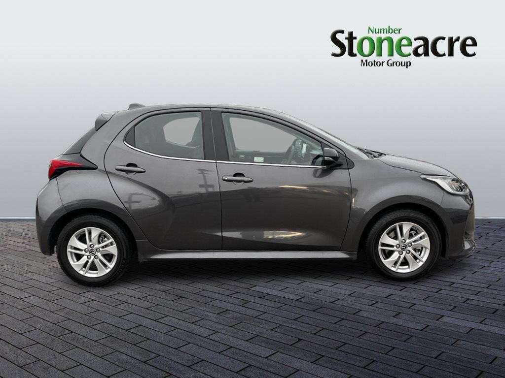 Mazda Mazda2 HYBRID Image 2