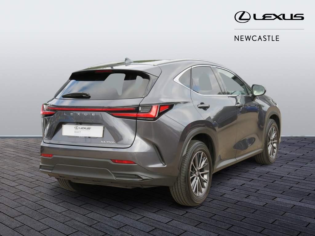 Lexus NX Image 5