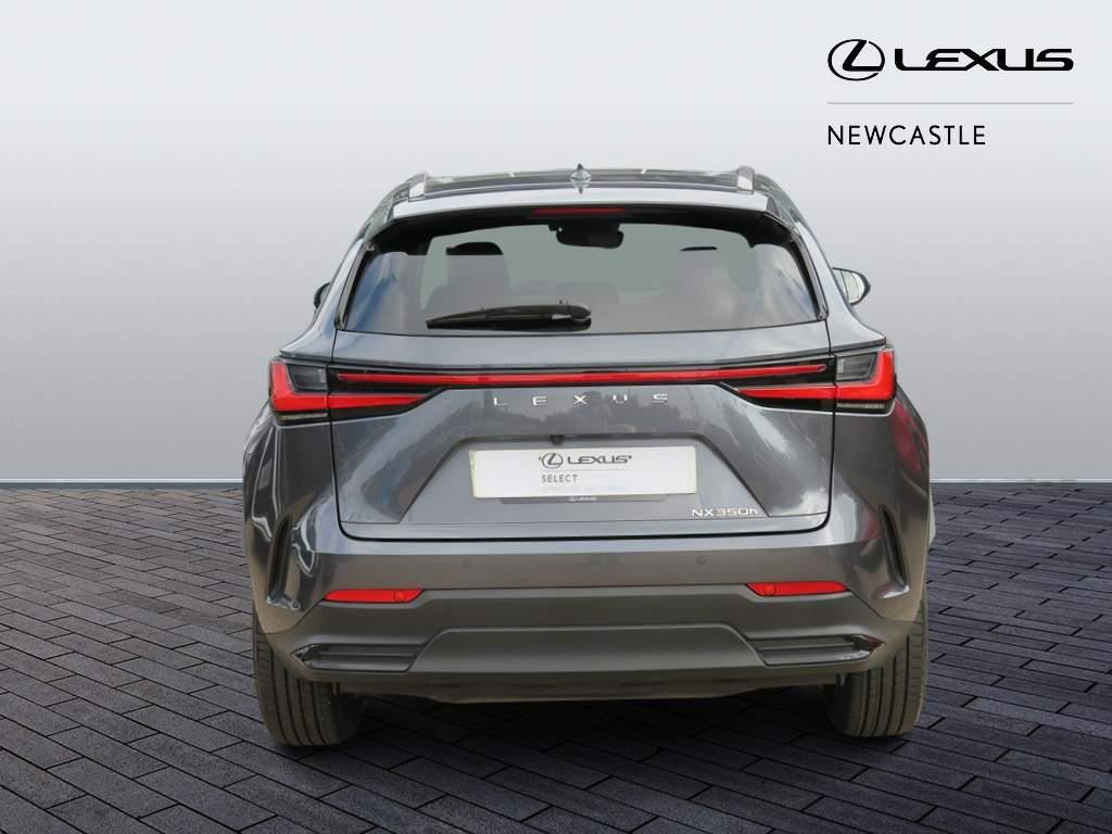 Lexus NX Image 6