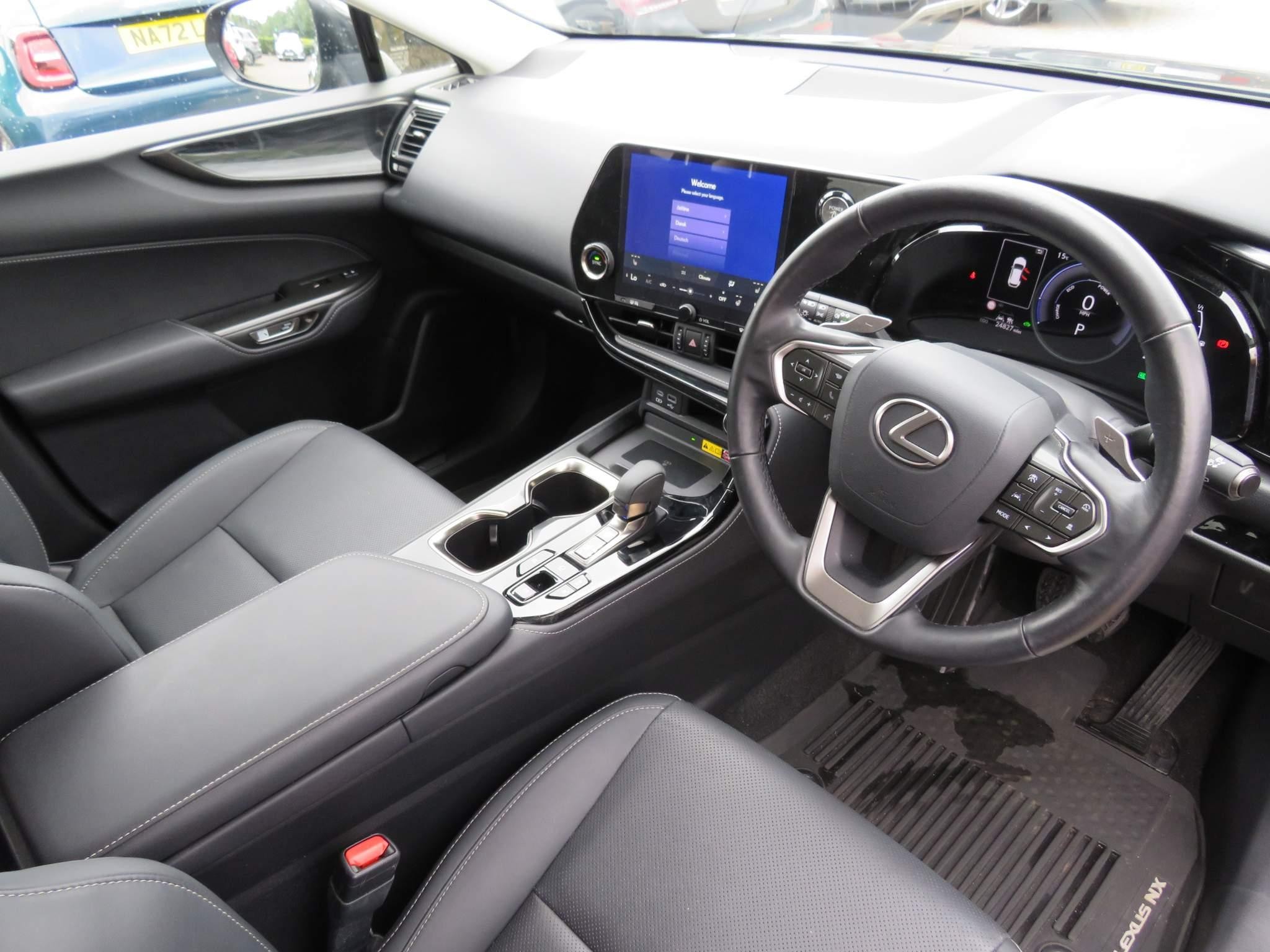 Lexus NX Image 13