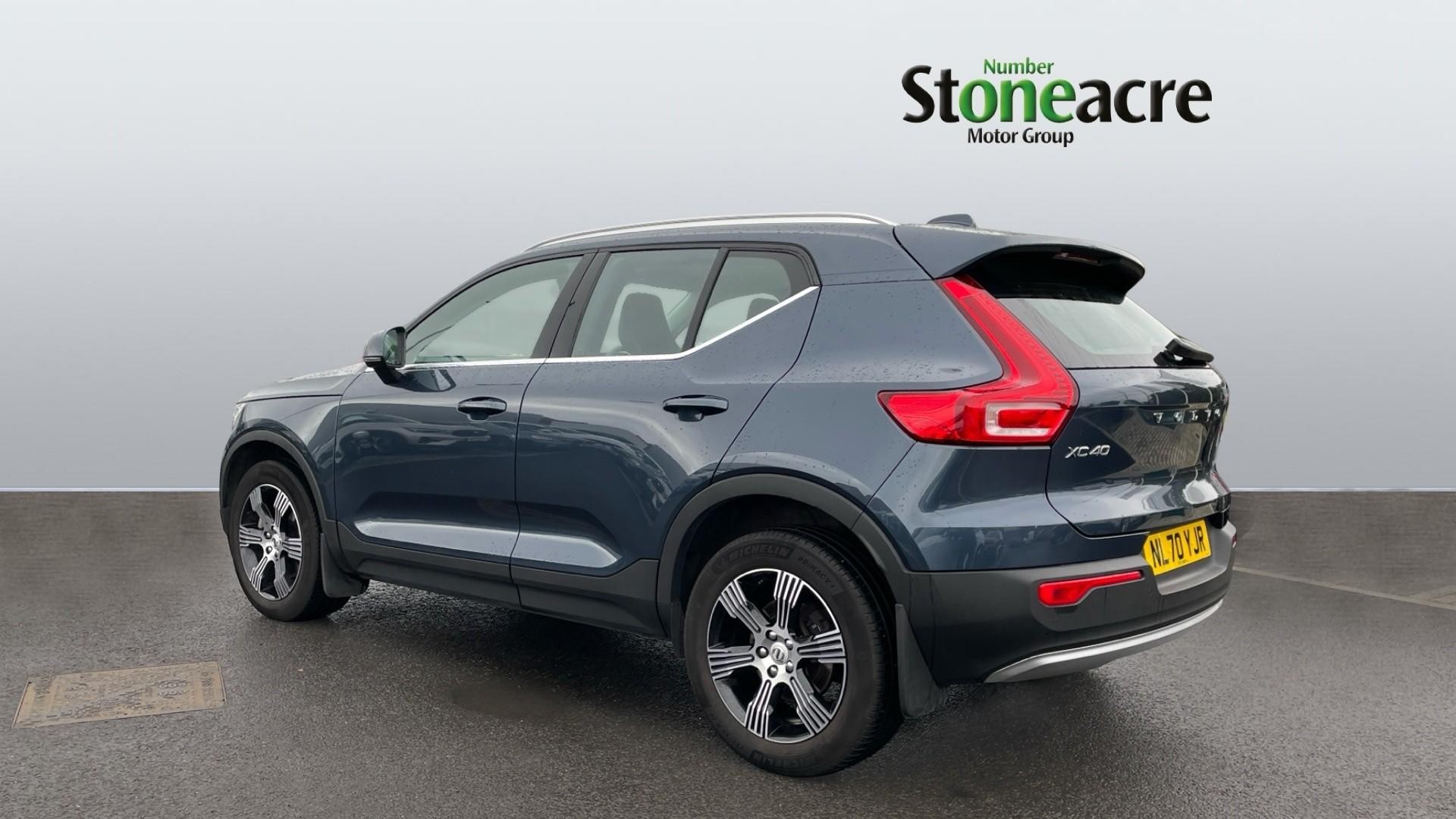 Volvo XC40 Image 2