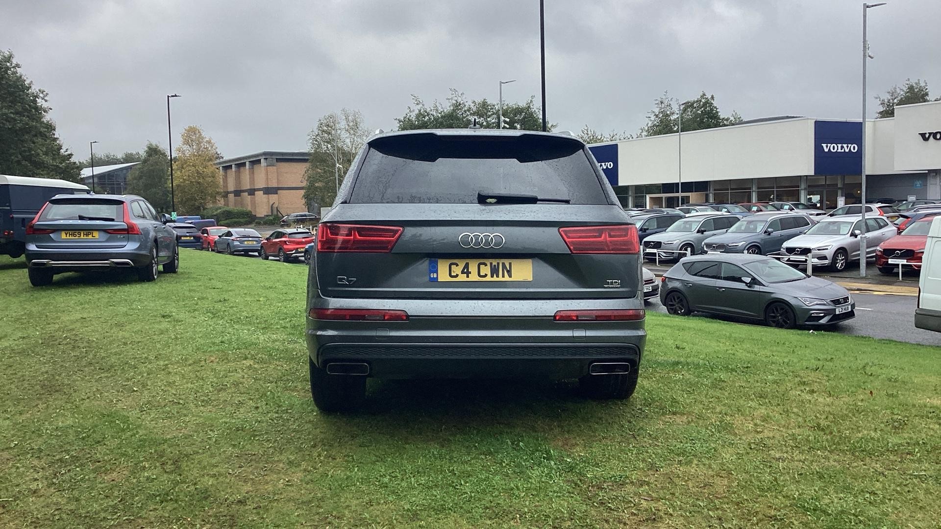 Audi Q7 Image 13