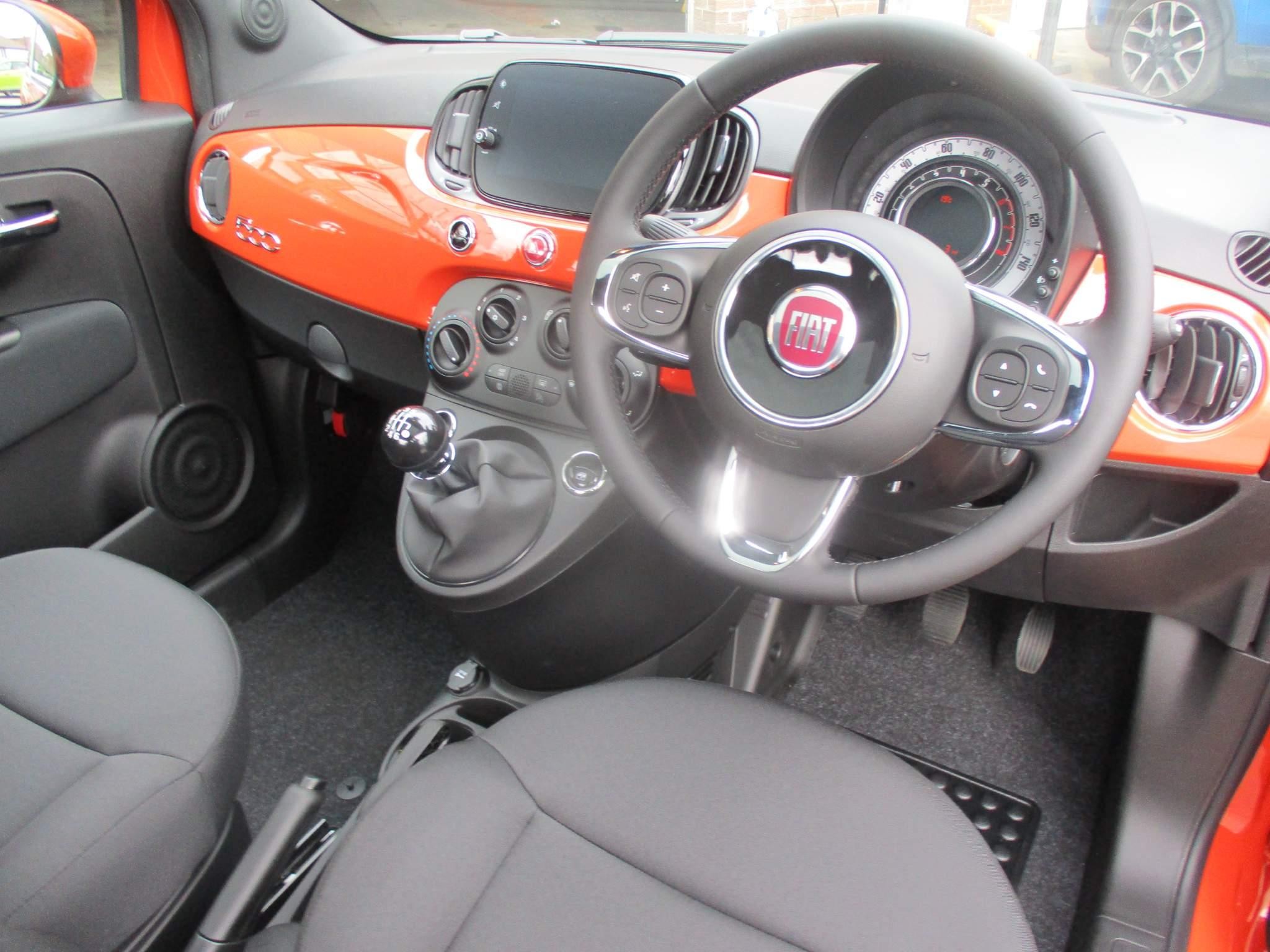 Fiat 500 Hybrid Image 10