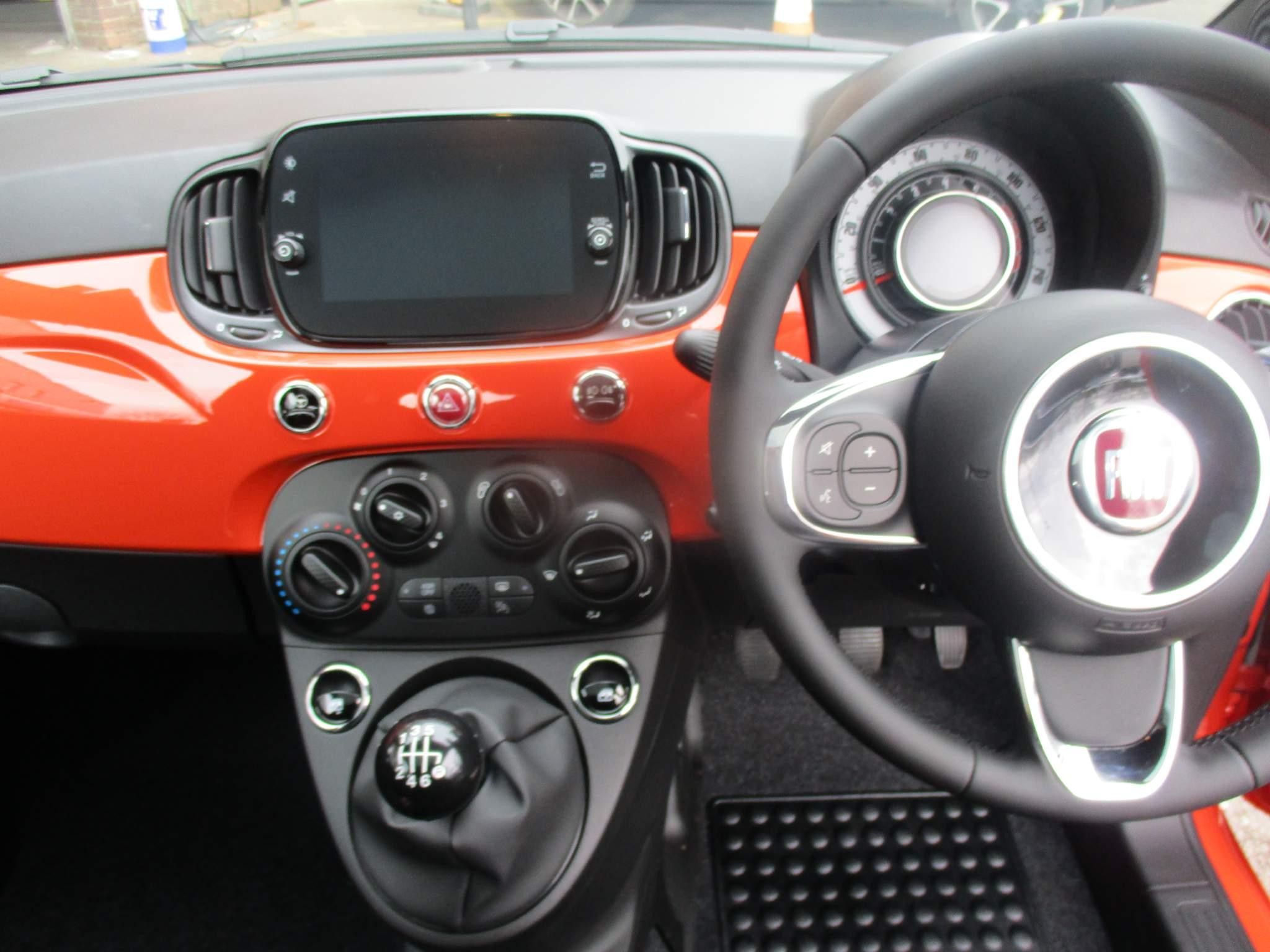 Fiat 500 Hybrid Image 15