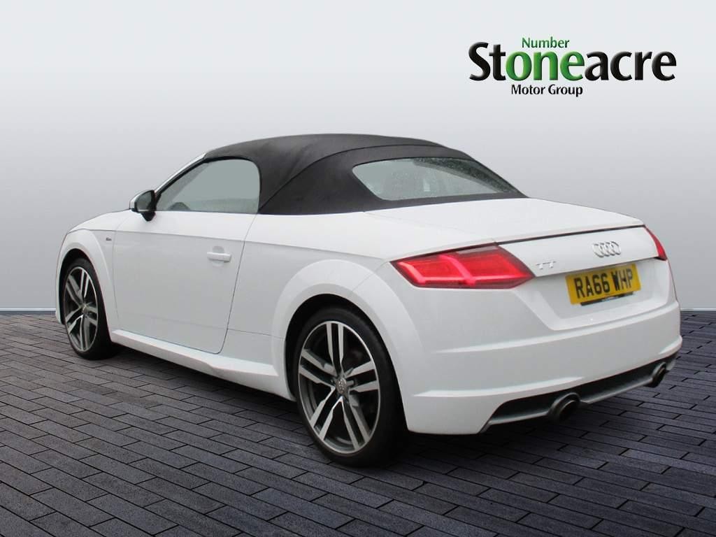 Audi TT Image 7