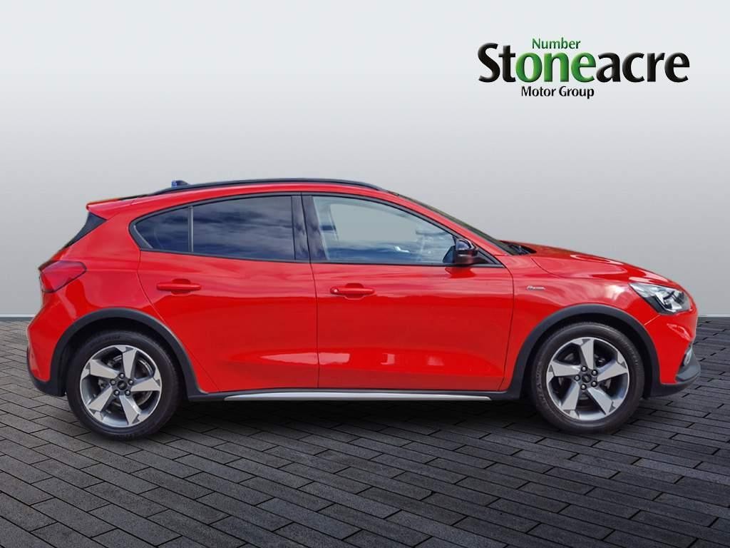 Ford Focus Image 2