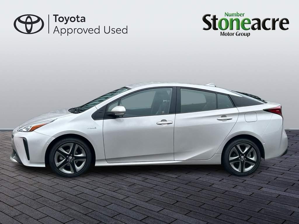 Toyota Prius Image 8