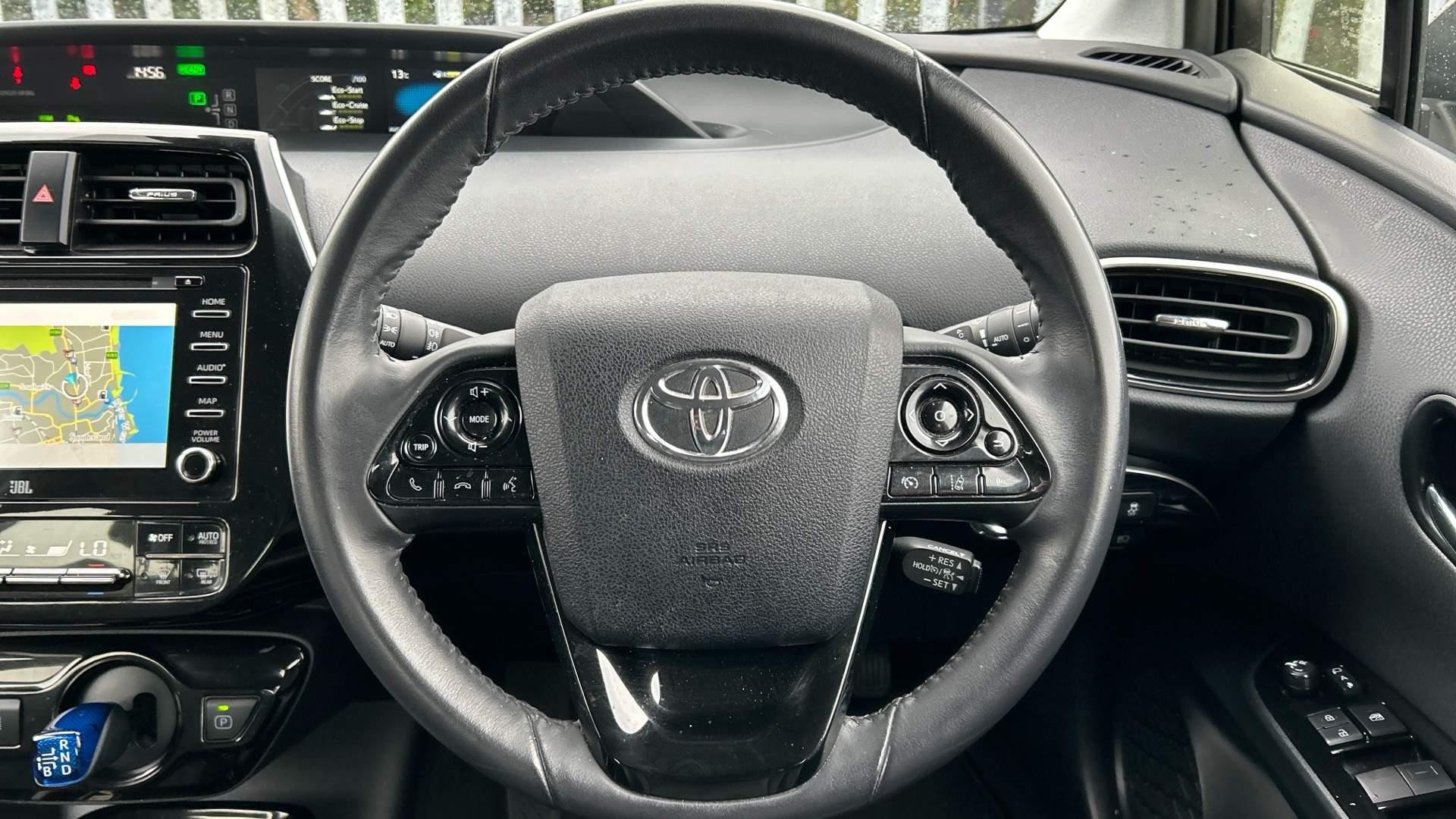 Toyota Prius Image 14