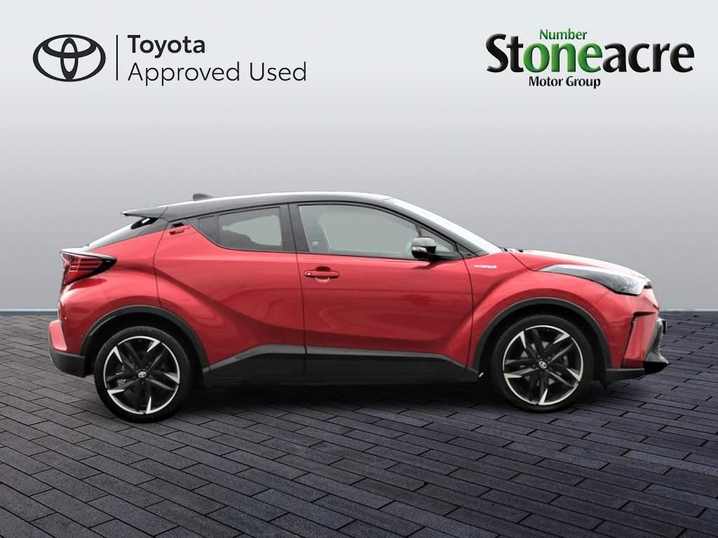 Toyota C-HR Self-Charging Hybrid Image 4