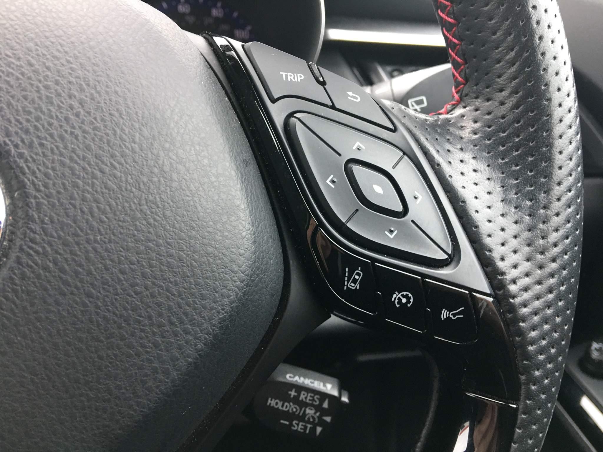 Toyota C-HR Self-Charging Hybrid Image 44