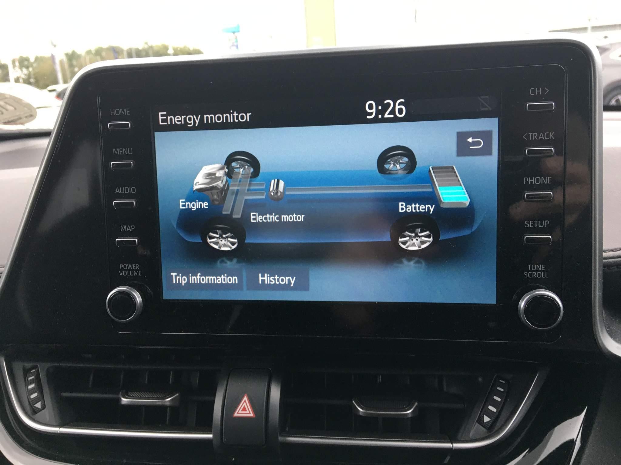 Toyota C-HR Self-Charging Hybrid Image 51