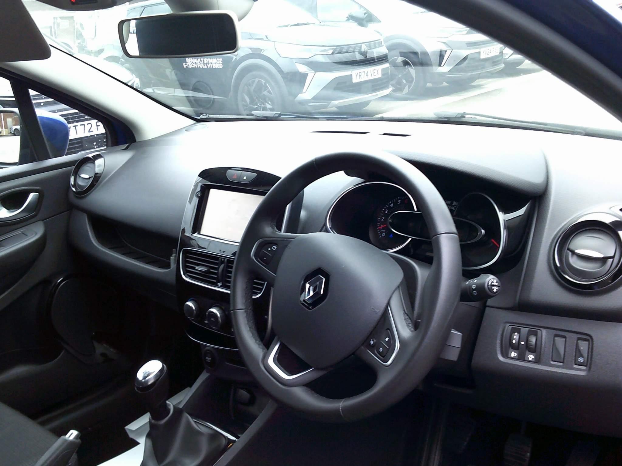 Renault Clio Image 11