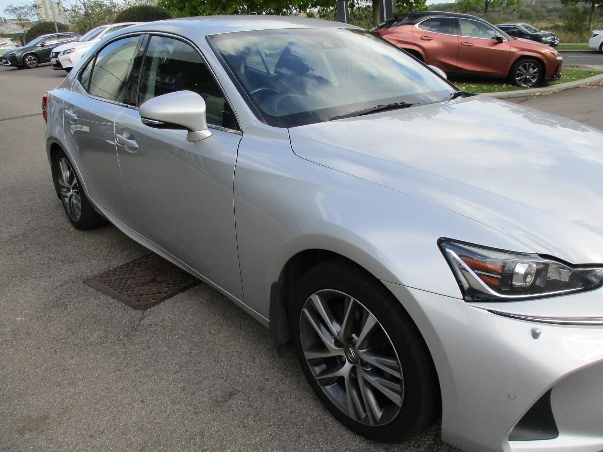 Lexus GS Image 41