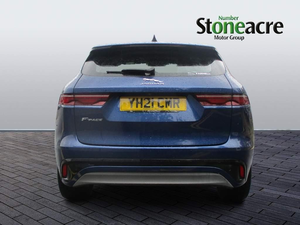 Jaguar F-Pace Image 4