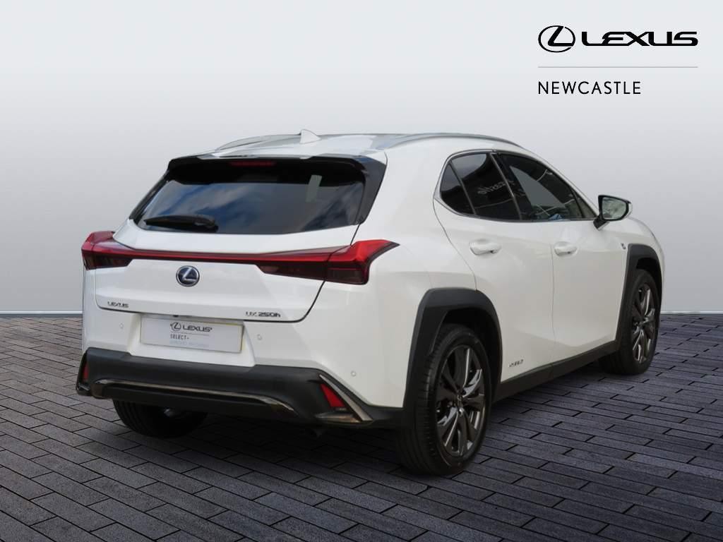 Lexus UX Image 5