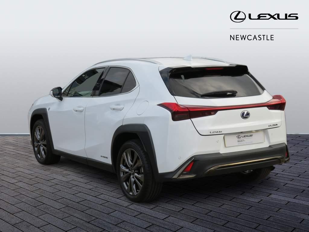 Lexus UX Image 7