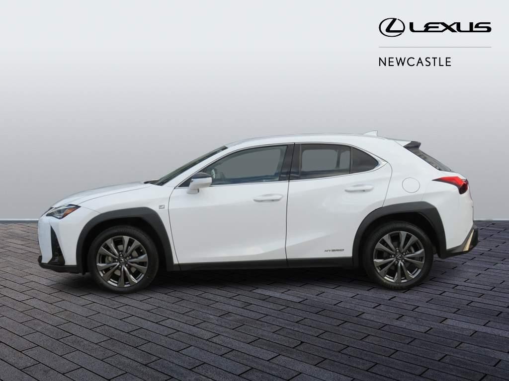 Lexus UX Image 8