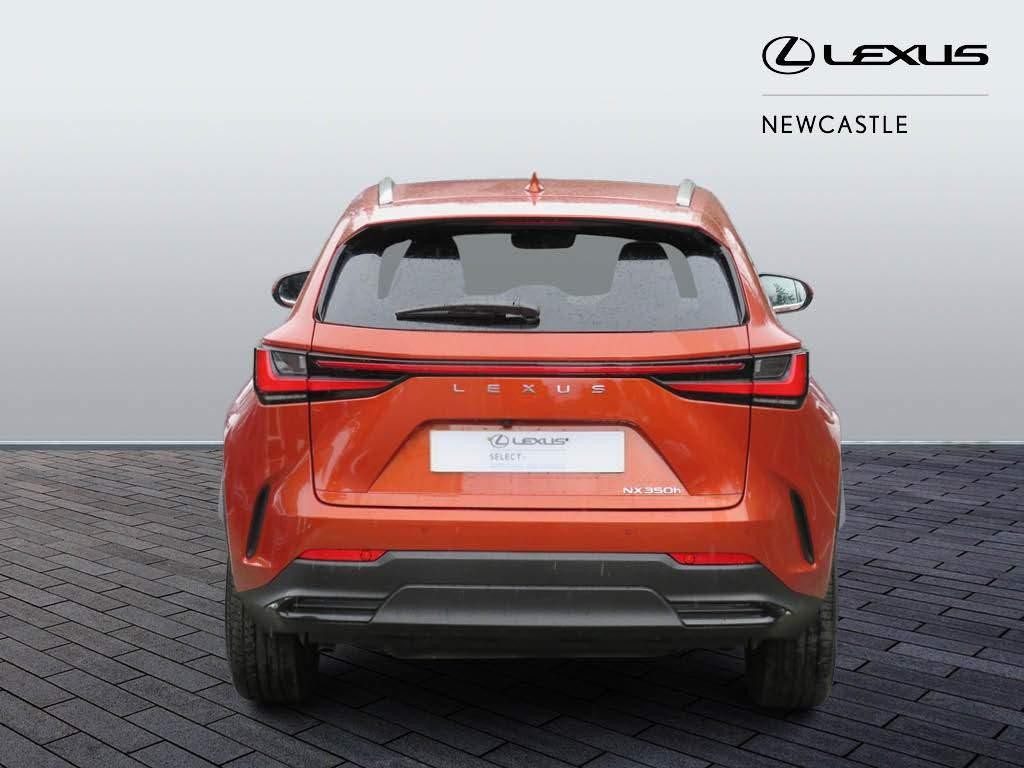 Lexus NX Image 6