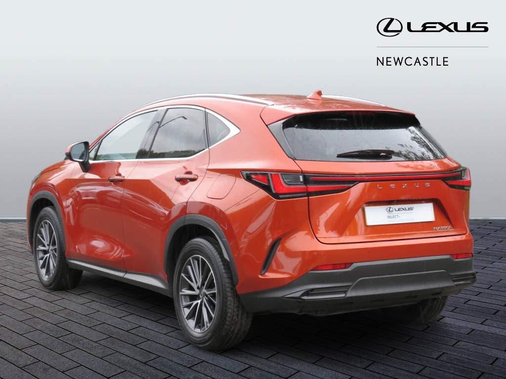 Lexus NX Image 7