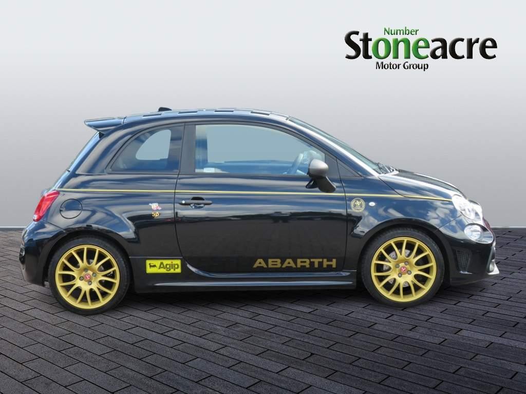 Abarth 595 Image 4