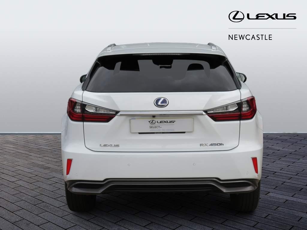 Lexus RX Image 6