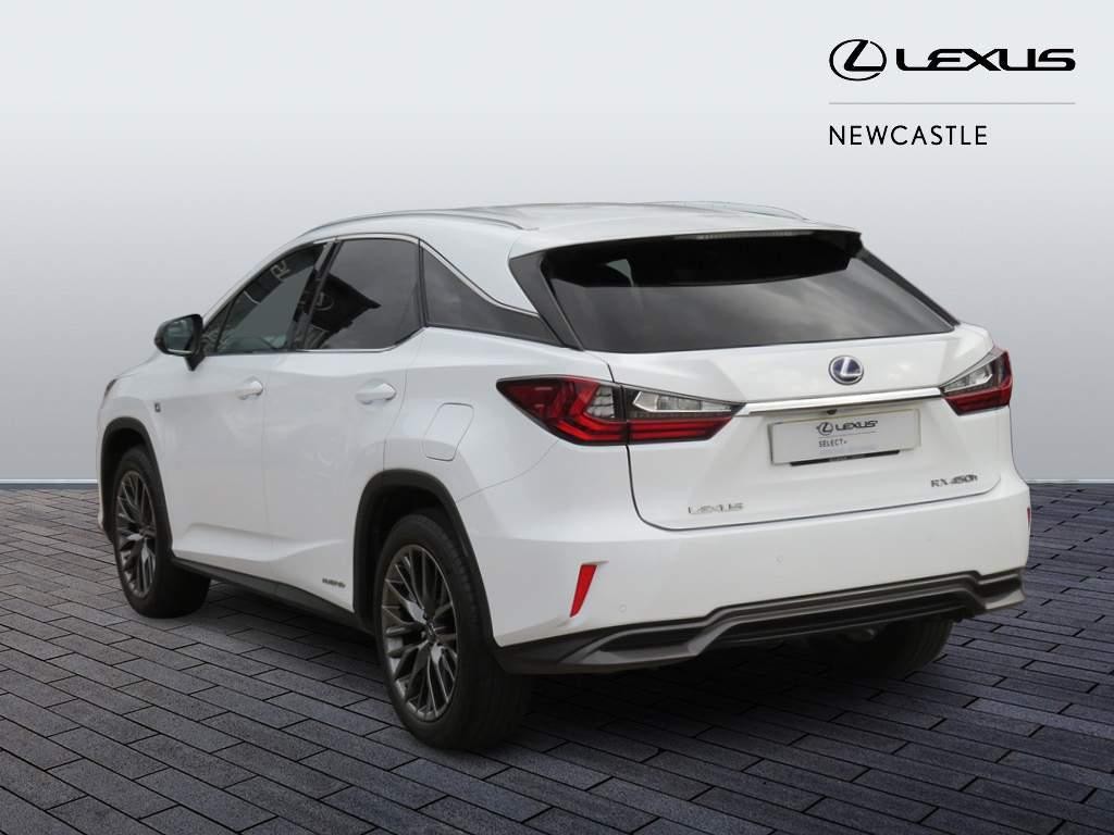 Lexus RX Image 7