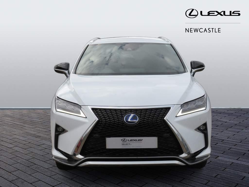 Lexus RX Image 10